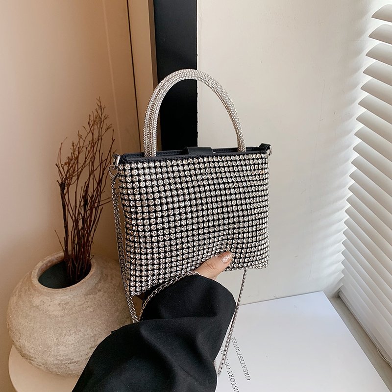 New Womens Shining Crossbody Bag Ladies Clutch Purses Party Banquet Handbags Diamond Jewelry Ladies Dinner Evening Bags