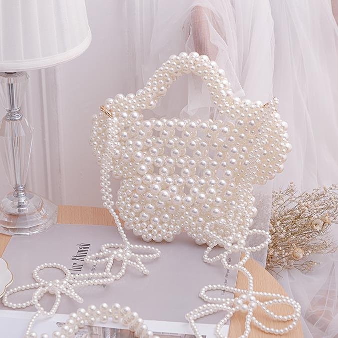 New arrival flower shape beaded white pearl evening bag red