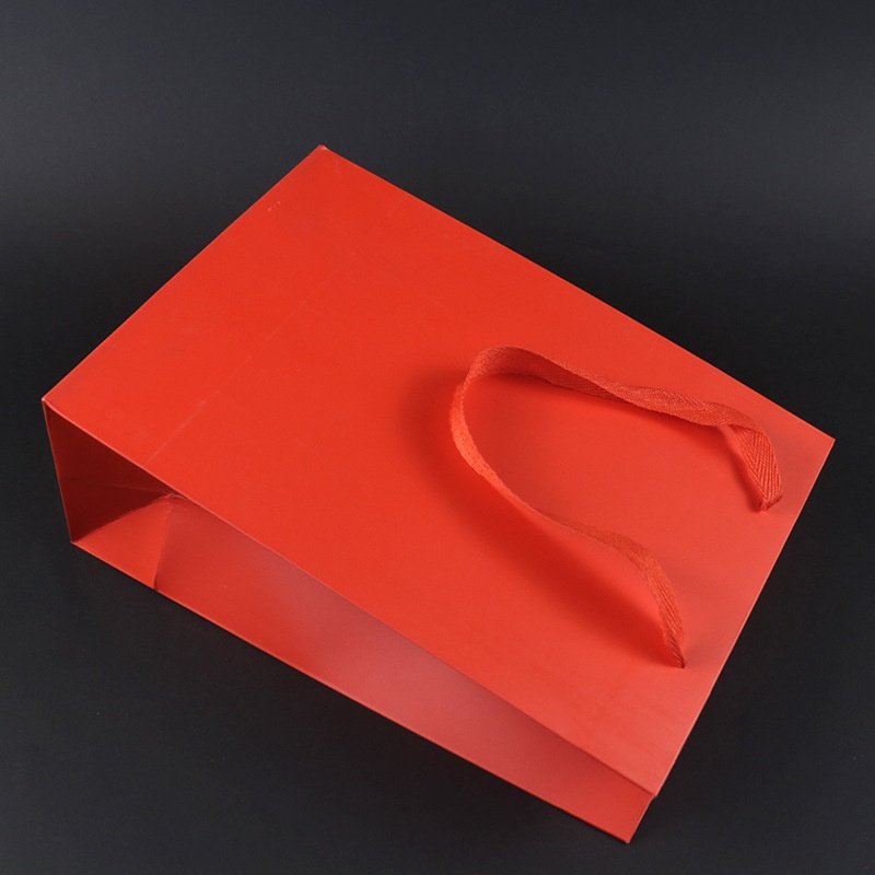 Wholesale High-Grade Red Paper Bag Festive Big Spot Design For Wedding Tote Gift Bag Breathable Red Wine Packing Bag