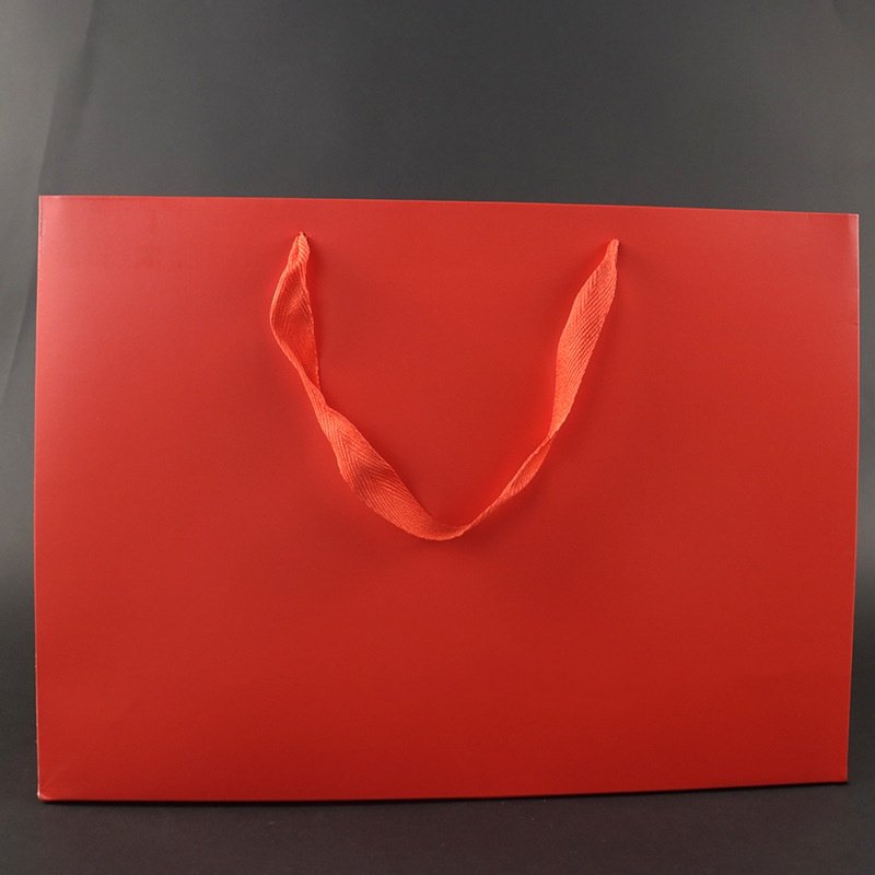 Wholesale High-Grade Red Paper Bag Festive Big Spot Design For Wedding Tote Gift Bag Breathable Red Wine Packing Bag