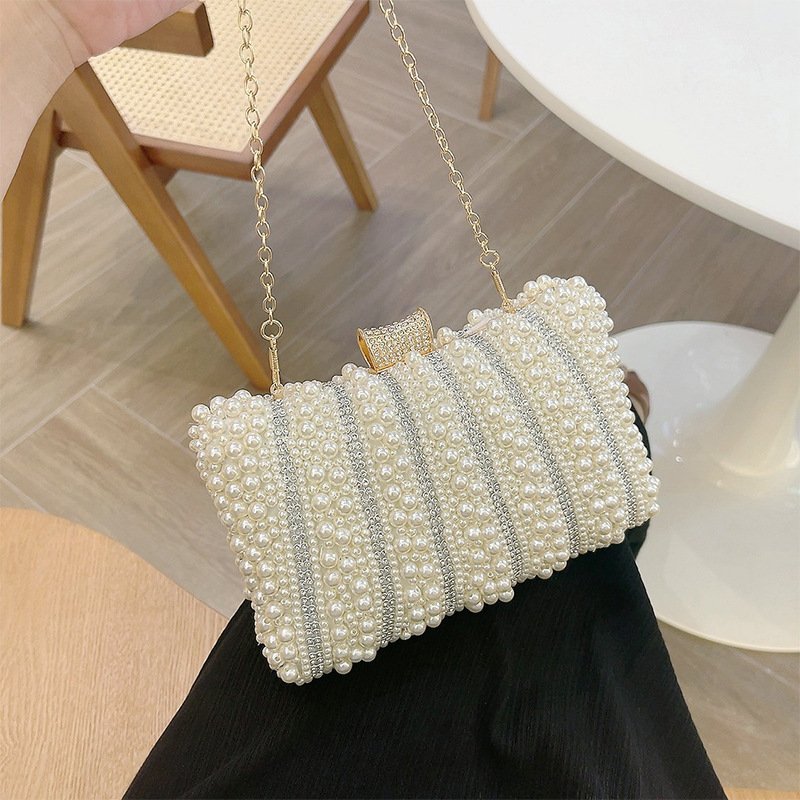Luxury Evening Bag Diamond-encrusted Handmade Pearl Banquet Bag evening clutch bags for women bling purse
