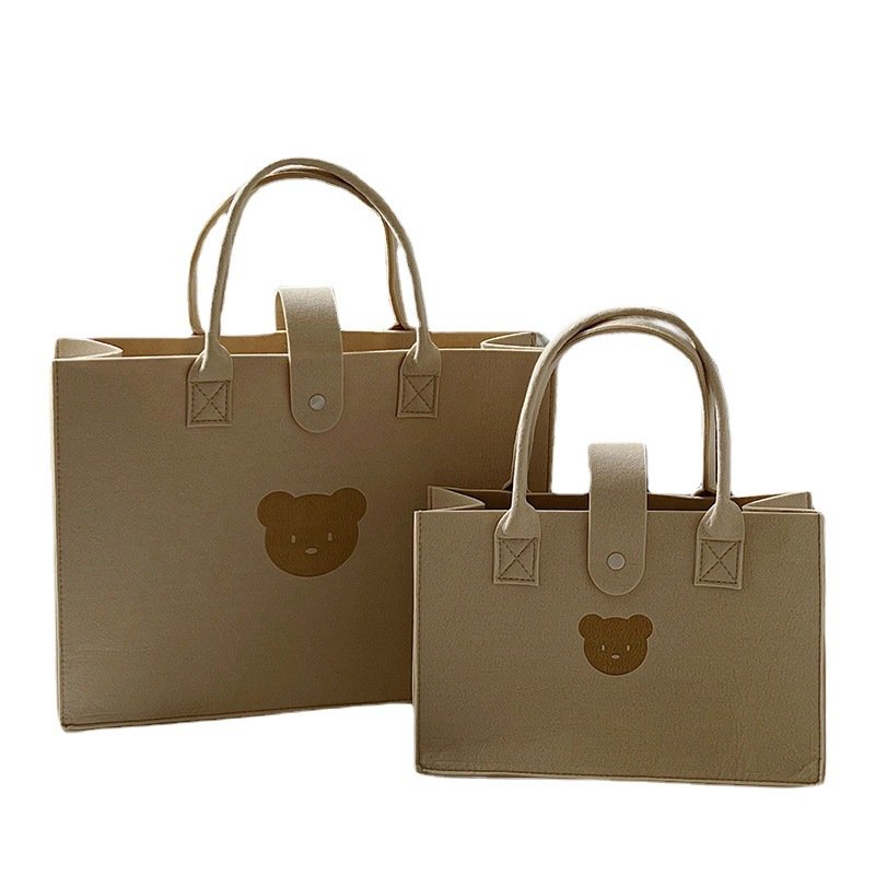 2024 New Felt handbag wholesale New cute cartoon bear simple solid color shopping bag printing large capacity totes