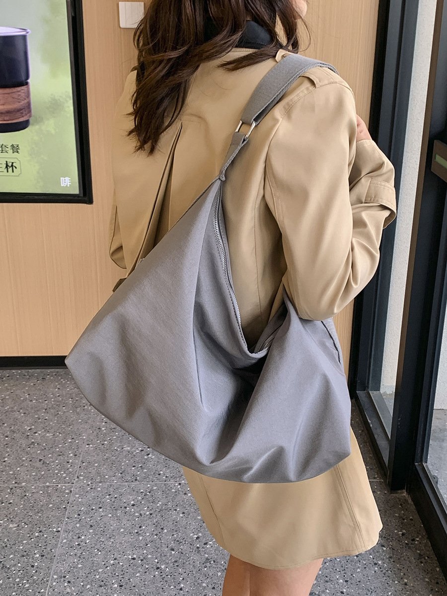 Stylish and simple casual underarm bag women's handbags large capacity tote bag all shoulder crossbody bag women