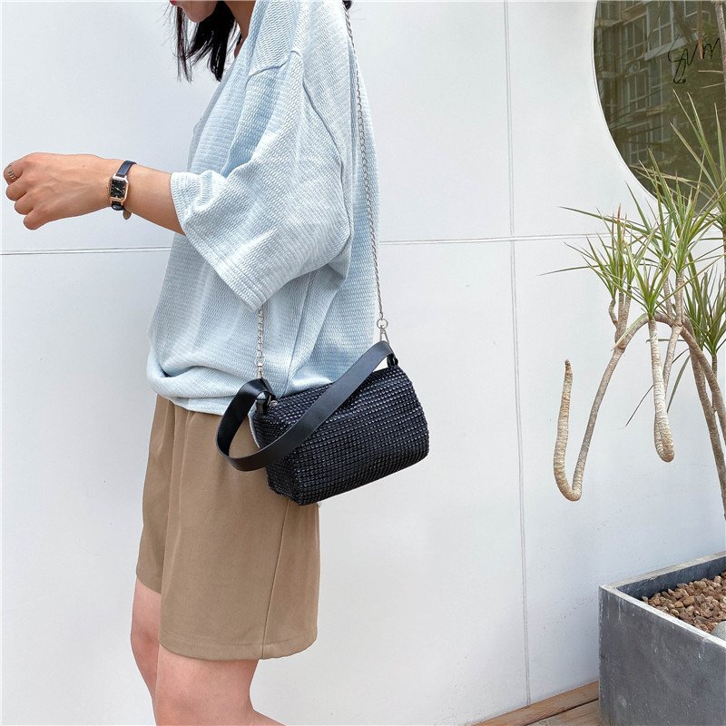 Design Ladies Evening Bag Pleated Shine Small Ladies Versatile Handbags Wholesale Cheap Handbag