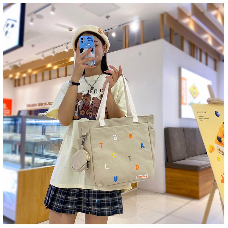 2024 Hot Sell Large Capacity Women s Tote Bag Perfect for Everyday Use