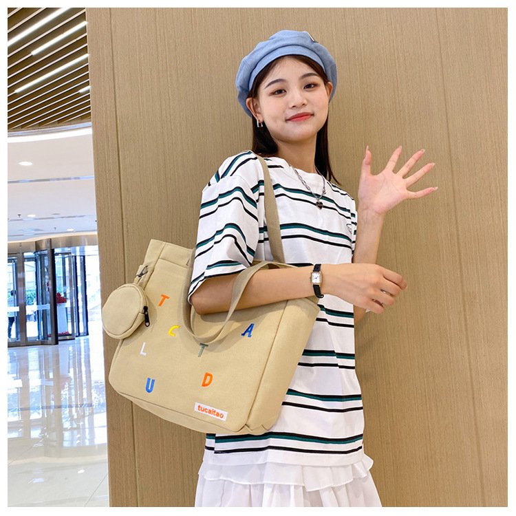 2024 Hot Sell Large Capacity Women s Tote Bag Perfect for Everyday Use