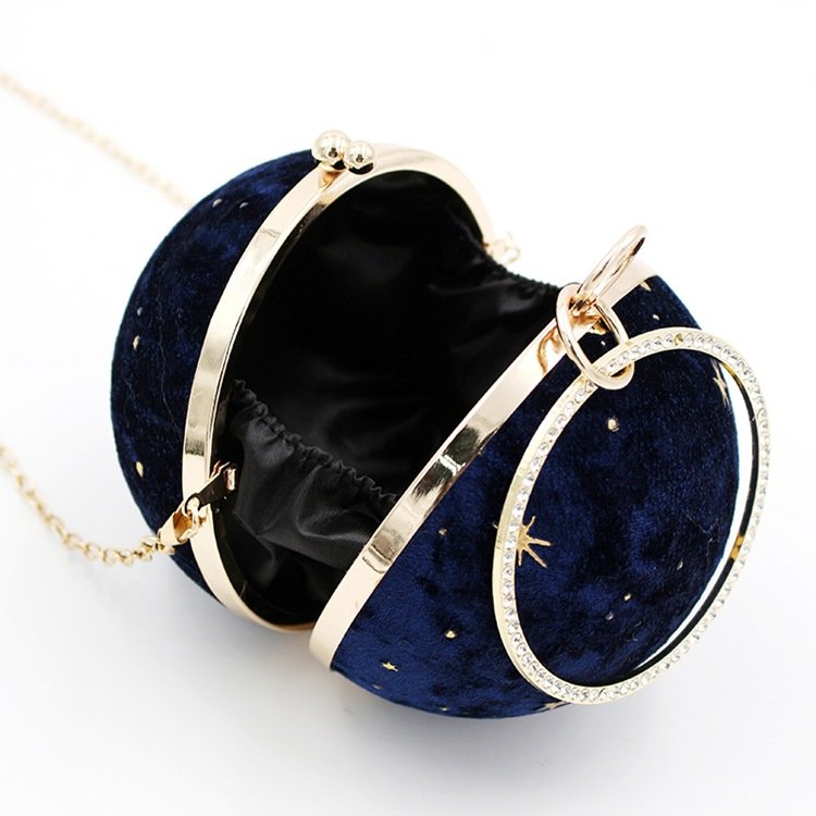 2024 fashion trendy Lady Female Feast Banquet hand tote bag Party Purse Dinner handbag retro velvet ball clutch bag evening bags