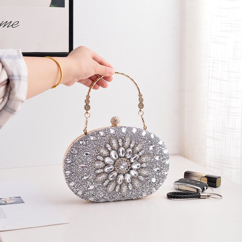 Factory hot selling fashionable dinner tassel women's bag banquet evening hot black bag