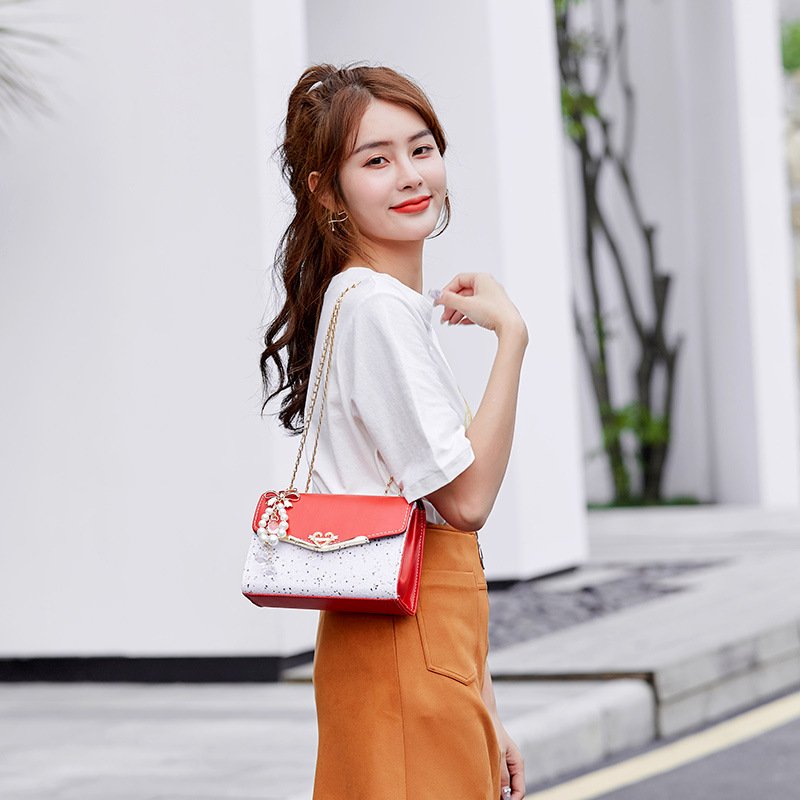 Heart Design Popular Handbags Women Crossbody Bags for Girls Cute Side Bag Female Evening Purse Designer High Quality