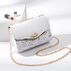 white Without pendant