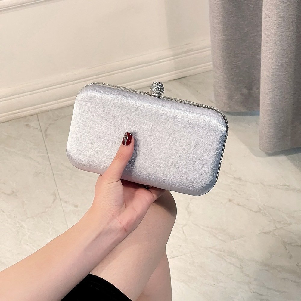 Embroidery Beaded Evening Bag Satin Dress Clutch Bag Ladies Banquet Bag NE1005