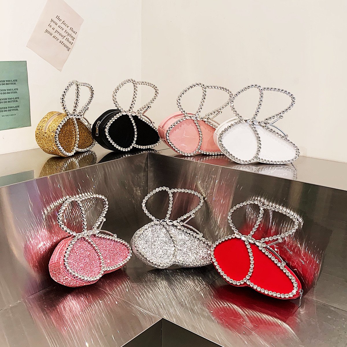 Luxury Crystal Clutch Bag Fashion Ladies Purse Unique Butterfly Design Party Banquet Dress Bag Women Evening Bags