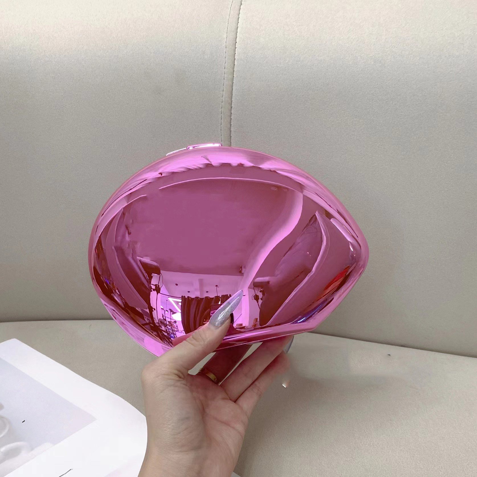 Women Geometric Handbag Egg Acrylic Evening Bag Purse Metallic Style Clutch Purse for Wedding Cocktail Party