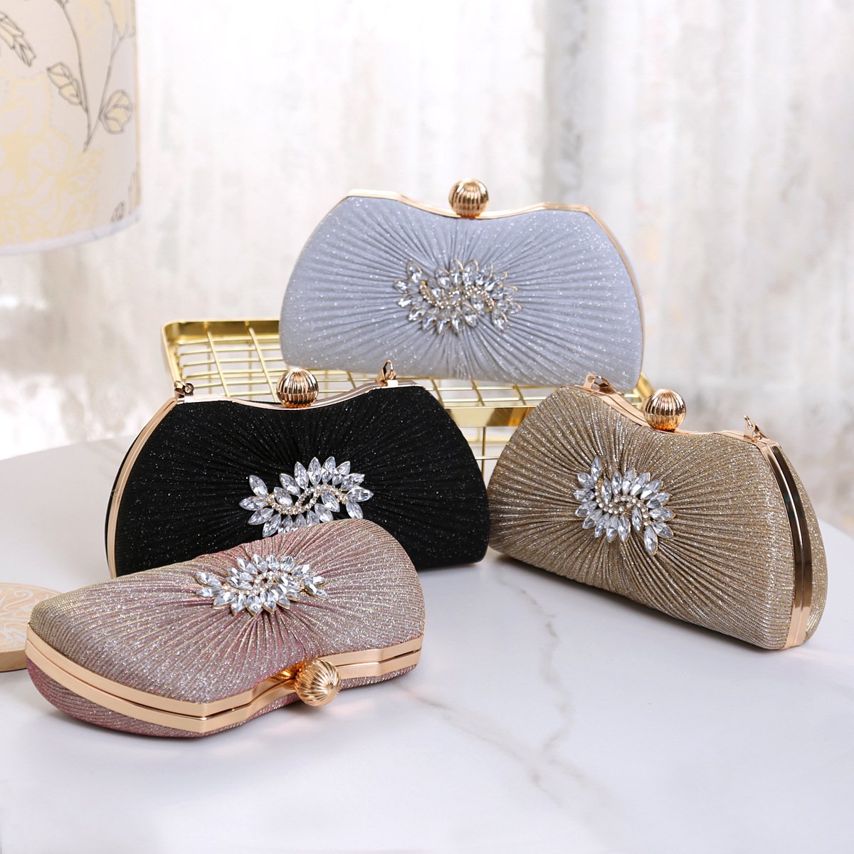 2024 Fashion Lady Style Shining Glitter Party Bag Luxury Clutch Evening Bags