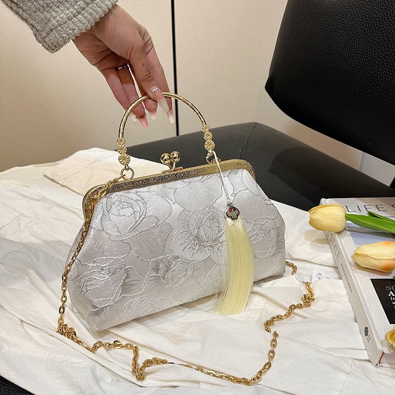 Wholesale Latest Fashion Trendy Elegant Handbags 2023 Lady Evening Bags Lady Party Purses For Girls