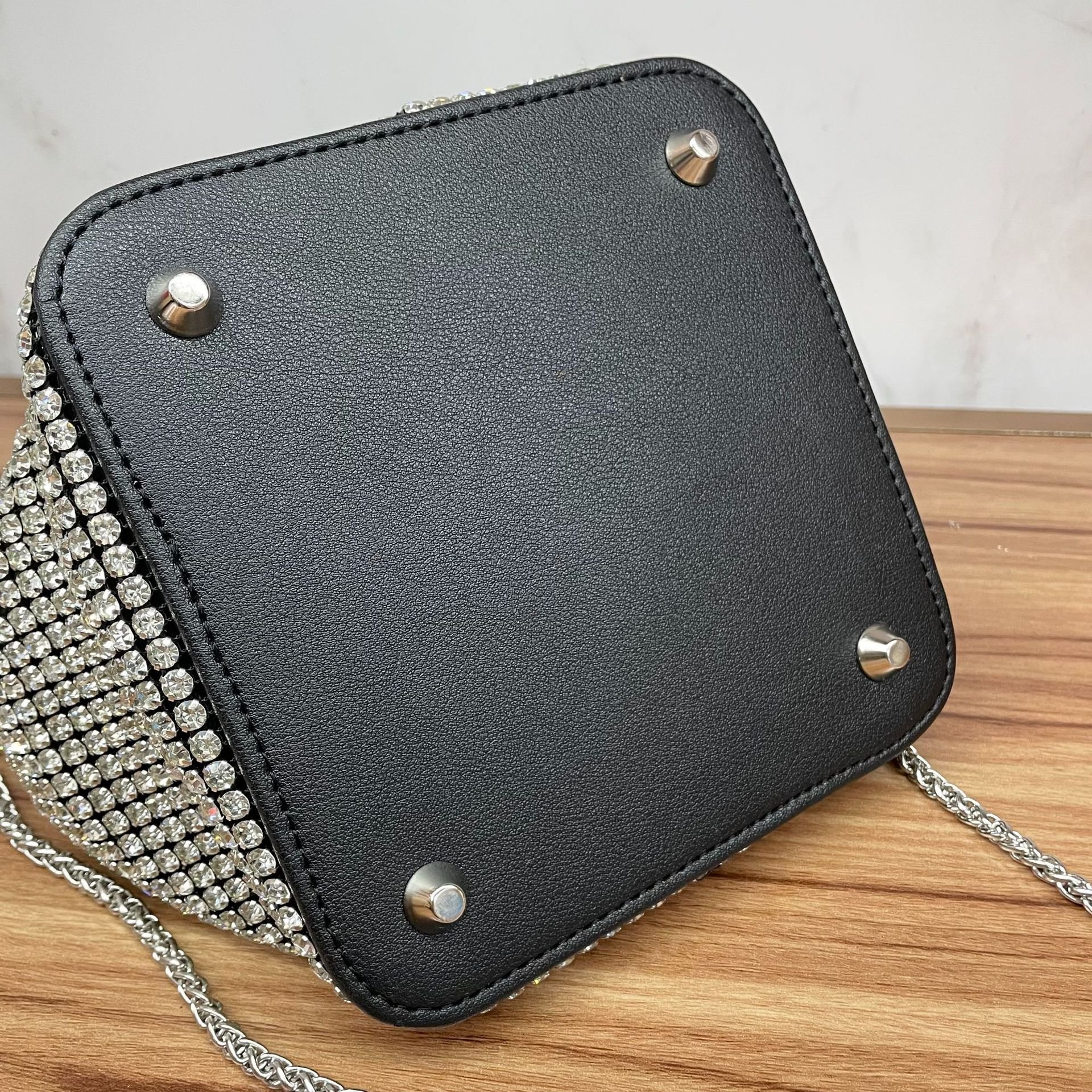 2022 new develop women satin crystal clutch party wedding purse soft evening bag bridal handbag