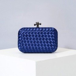 rplly blue