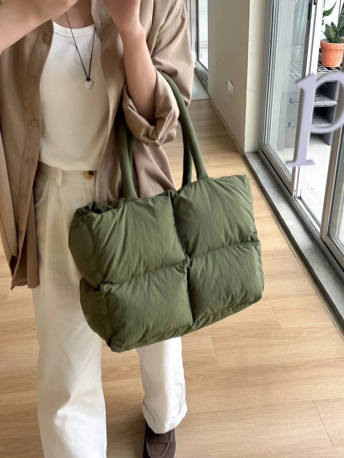 Fashion style Puffer Purse Bag soft nylon puffer padded shoulder tote bag woman carryall puffy Tote bag