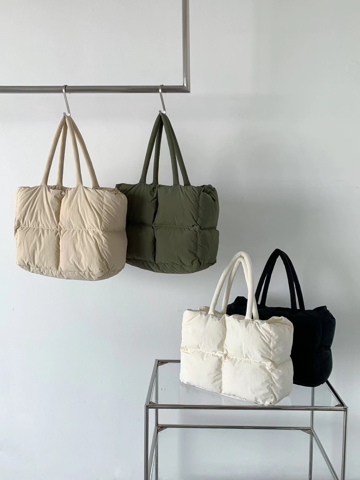 Fashion style Puffer Purse Bag soft nylon puffer padded shoulder tote bag woman carryall puffy Tote bag