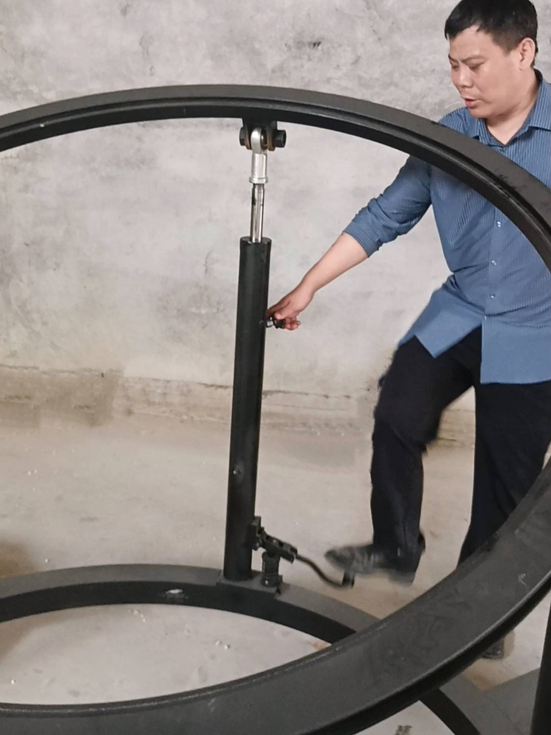 Team throwing trainer multi -function training auxiliary assistant mid -college entrance examination sports test sports school track and field fitness equipment