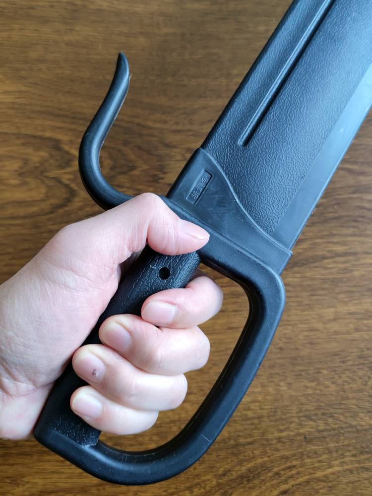 Jingwu Club Plastic Eight Slash Wing Chun Boxing Butterfly Double Knife Poly Plastic Steel practical training knife
