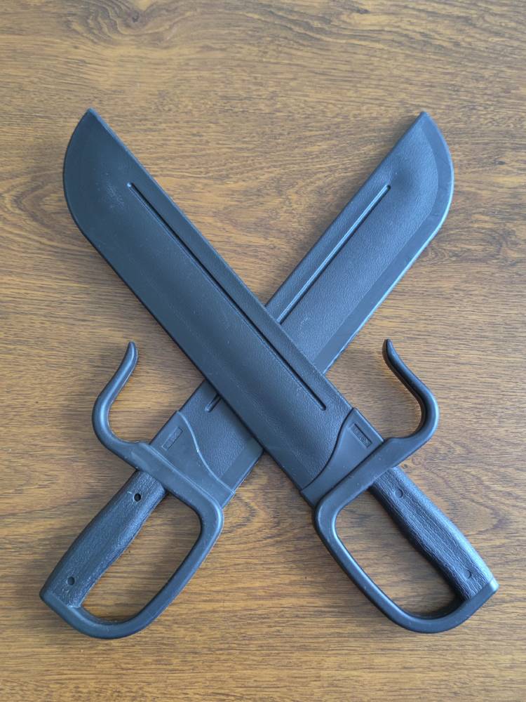 Jingwu Club Plastic Eight Slash Wing Chun Boxing Butterfly Double Knife Poly Plastic Steel practical training knife