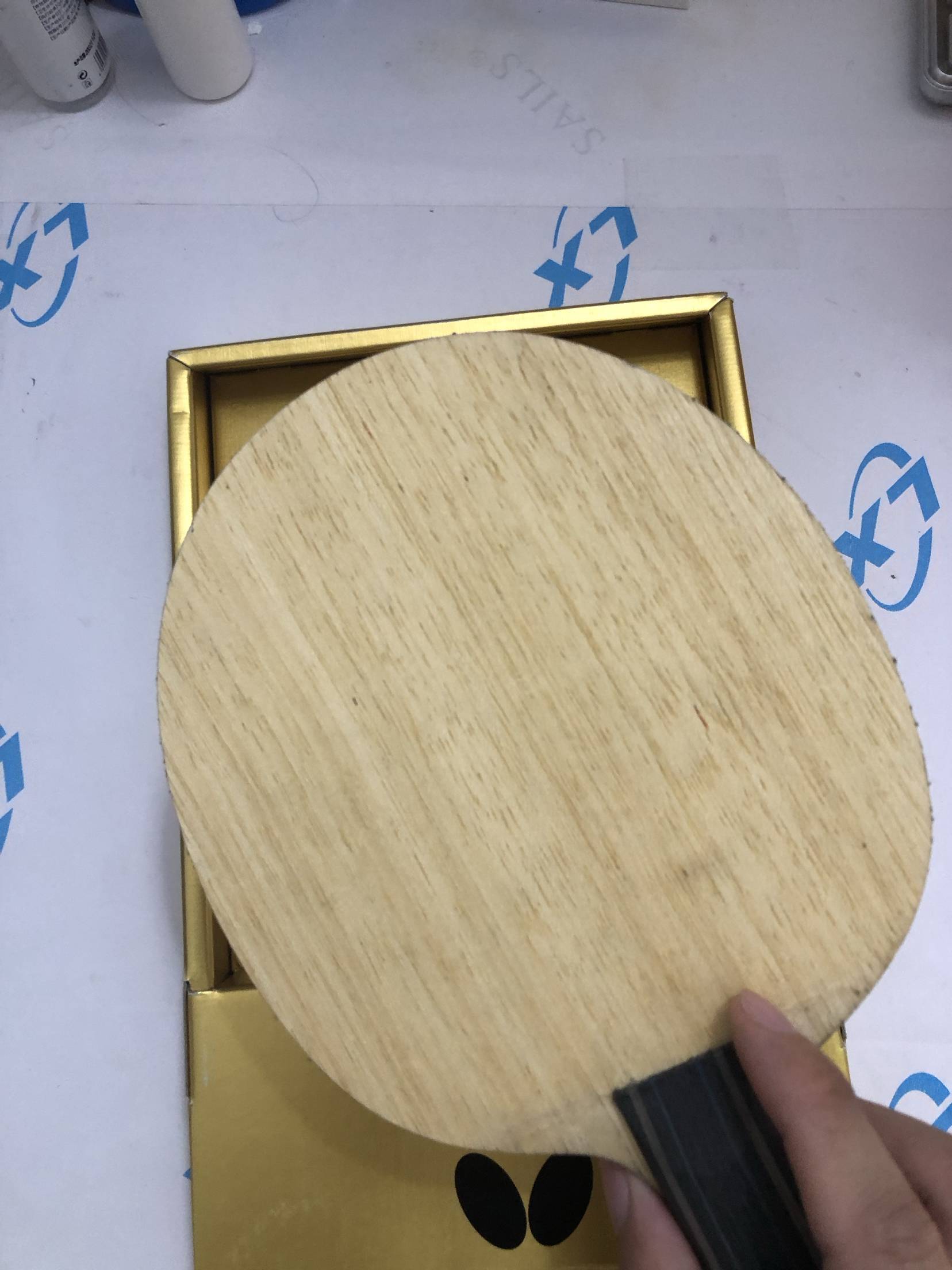 Table Tennis bottom plate bumping handle to repair the bottom plate to crack and repair the butterfly bottom plate