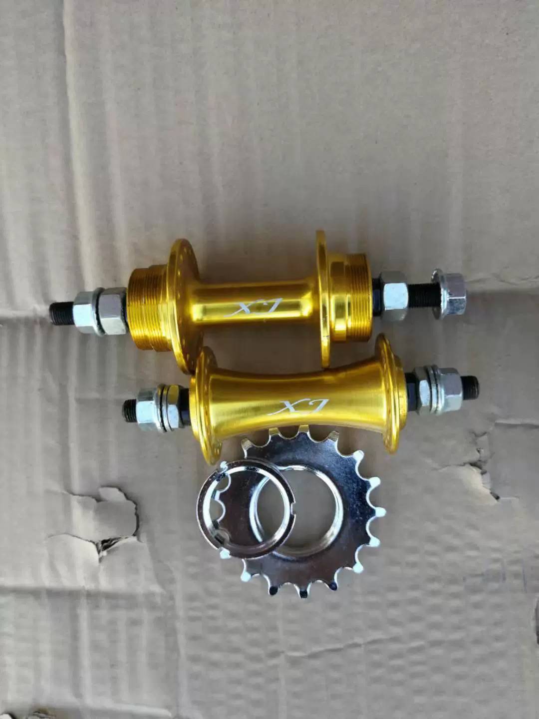 Factory direct sales XJ brand really die 32 holes, big ear, small ears and ear loose beads ride flowers drums