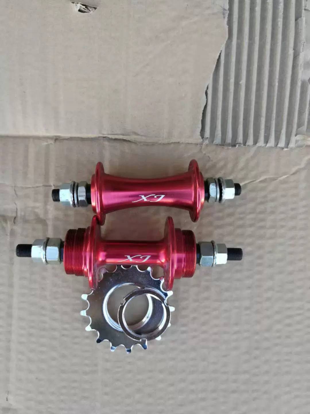 Factory direct sales XJ brand really die 32 holes, big ear, small ears and ear loose beads ride flowers drums