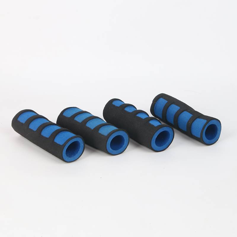 4 sponge sets (excluding screws)