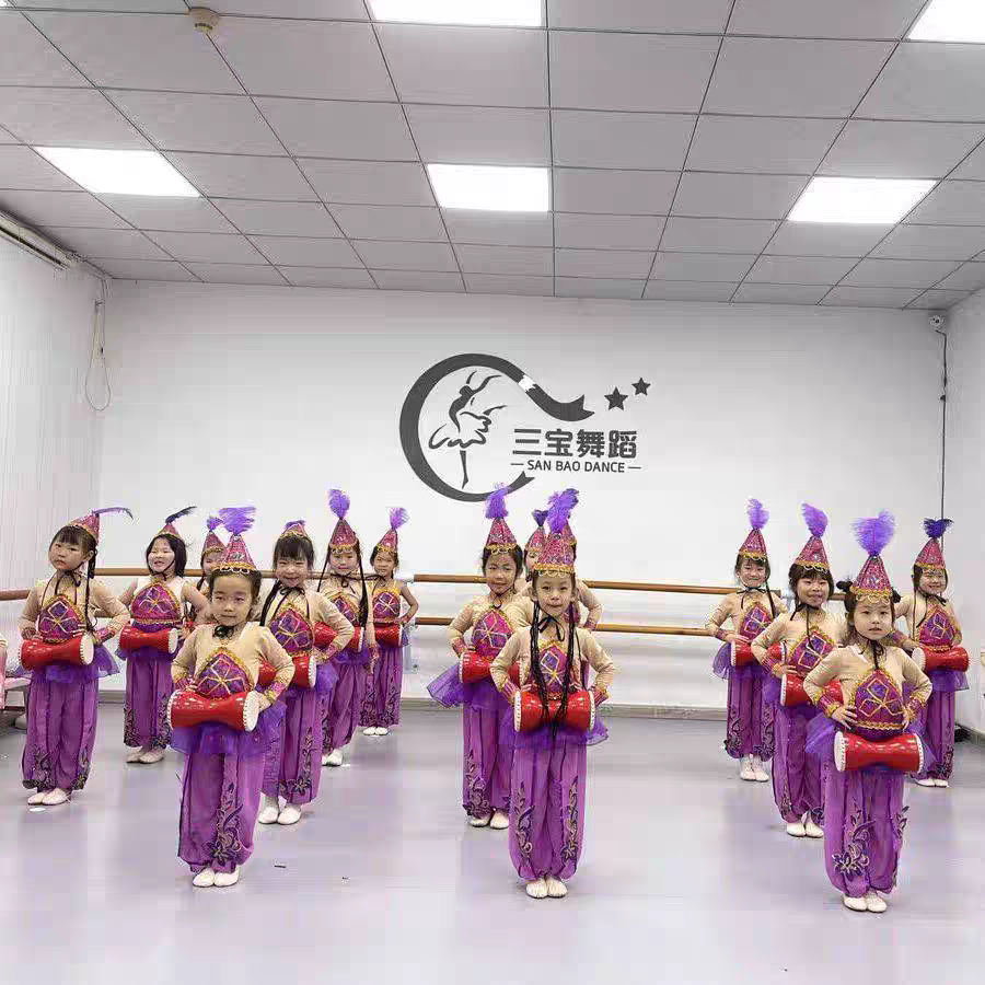 Cowhide chest drum Children waist drums small waist drums, waist drums, drum Yangko drum dance, hand shot