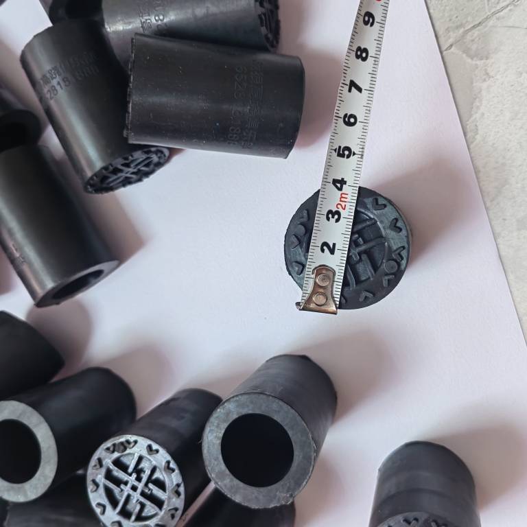 The stillar accessories are used for a pier anti -sliding sleeper, the non -skid price of a pier pier gap is a price of a few of the price.