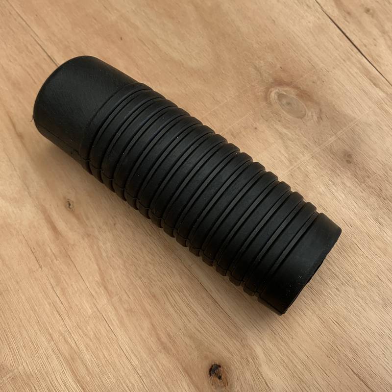 The large inner diameter of 34 mm is 115 mm long