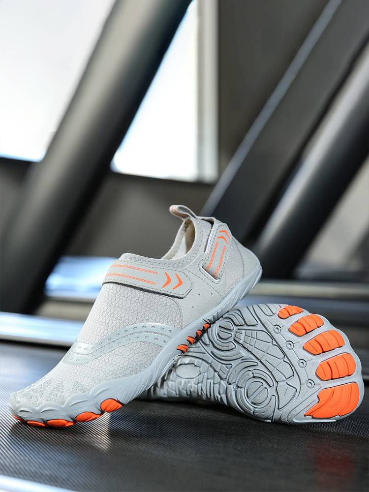 Li Ning hydrogen Yunyunnian name five -finger shoes men's and women's yoga special fitness shoe room jumping fuck running trainer training durian shoes