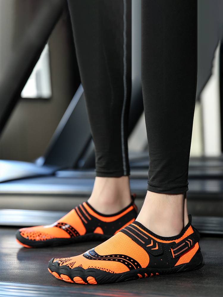 Li Ning hydrogen Yunyunnian name five -finger shoes men's and women's yoga special fitness shoe room jumping fuck running trainer training durian shoes