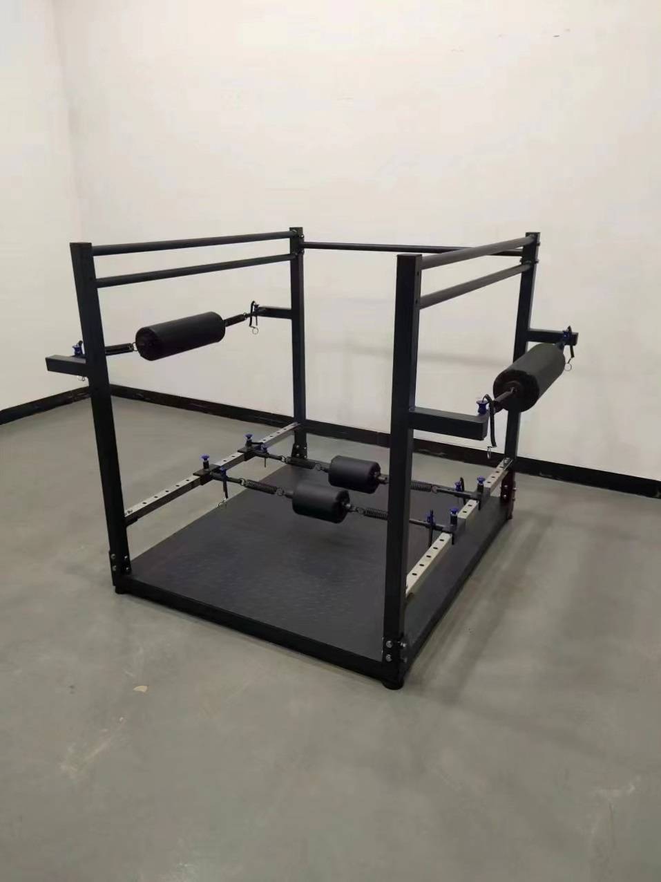 Fast frequency swinging of track and field [Standard version]