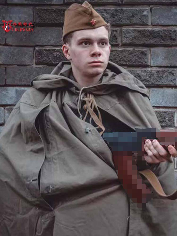 The Cold War directly enjoys the original Russian original Soviet Soviet Soviets M69 single -soldiers wild cloak tent cloth raincoat