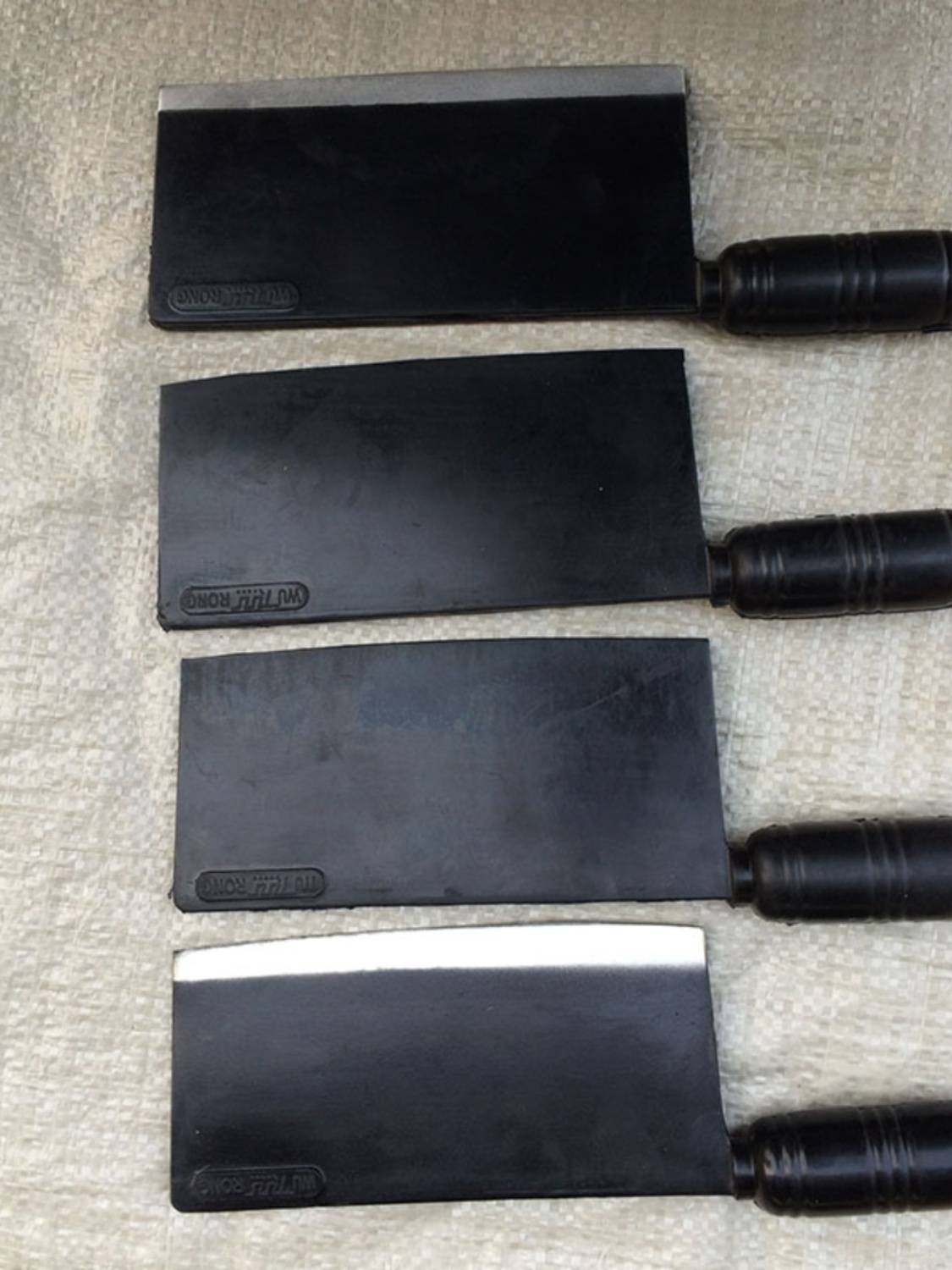 Rubber kitchen knife rubber training props martial arts combat stage performance military training rubber training children's toy knife shake