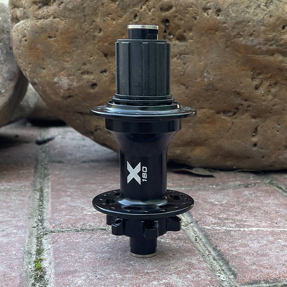 Single-Boost-HG Tower (Black) 32 holes