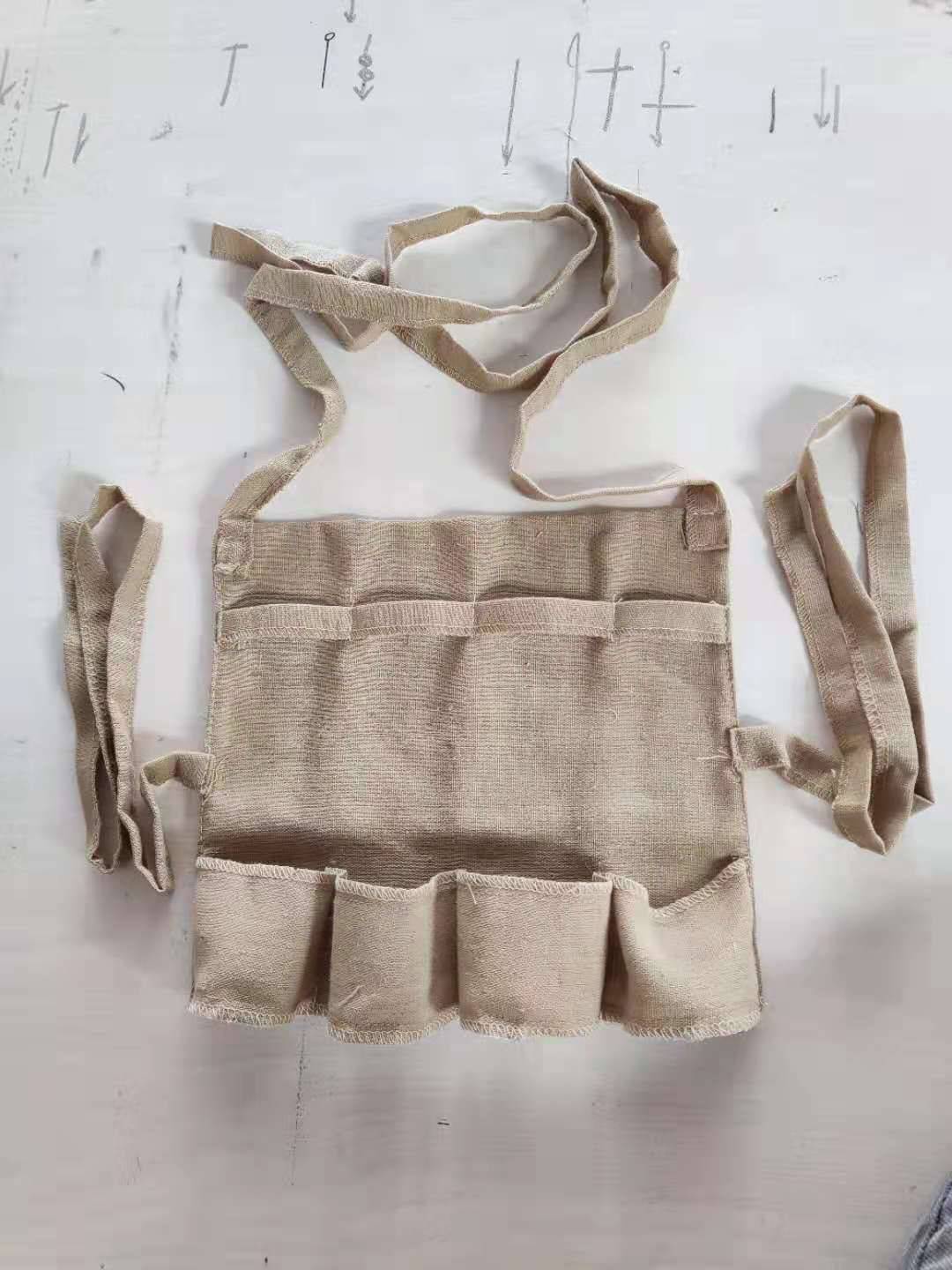 Earth yellow hand bomb bag