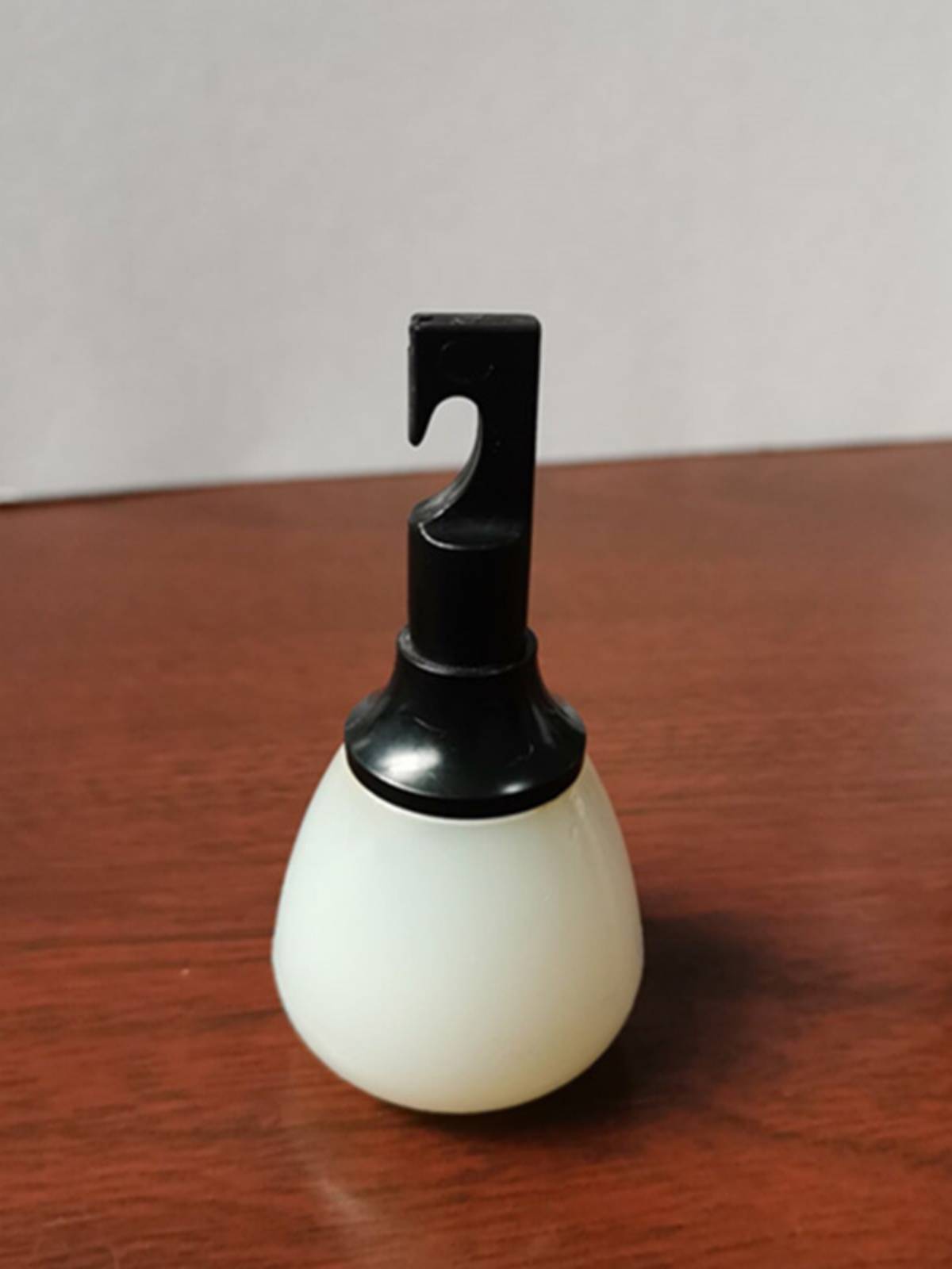 Folding blind sticks can replace the head and turn the head to turn the head to tease the blind stick to contact the ground anti -sliding cover red head