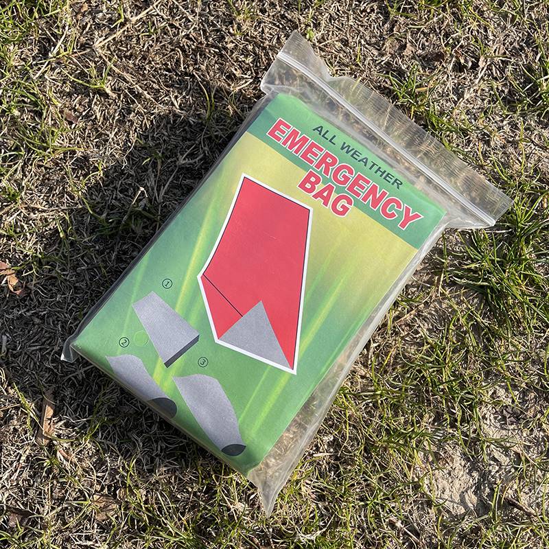1 PE green silver sleeping bag