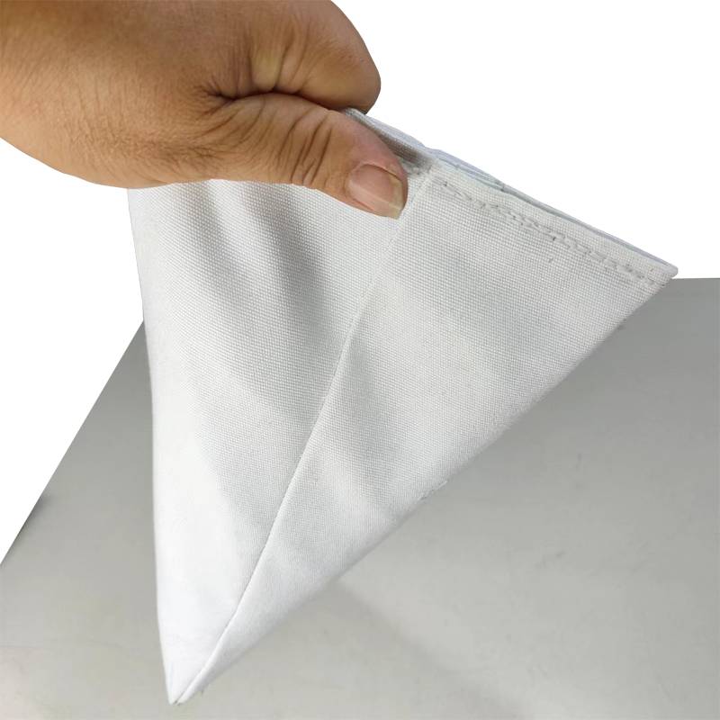 White 5 catties throwing iron sand