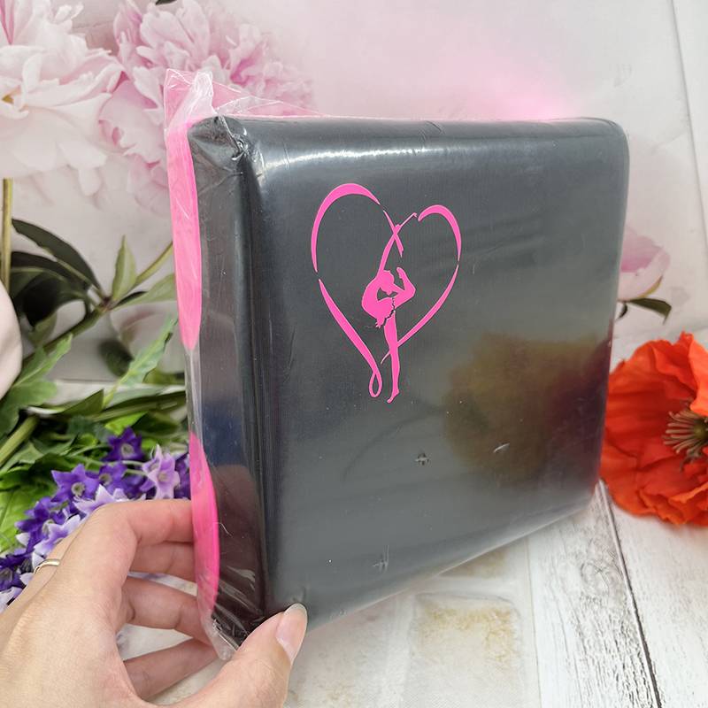 Black+pink