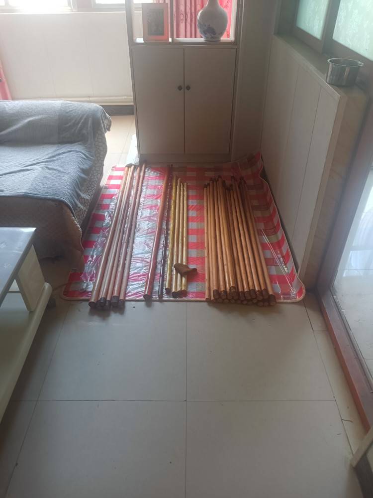 Western Qinling Wild Red Tunzi Wchlog of Waste Waste Martial Arts Stick 13 Performance Sticks length 120 cm to 135 cm