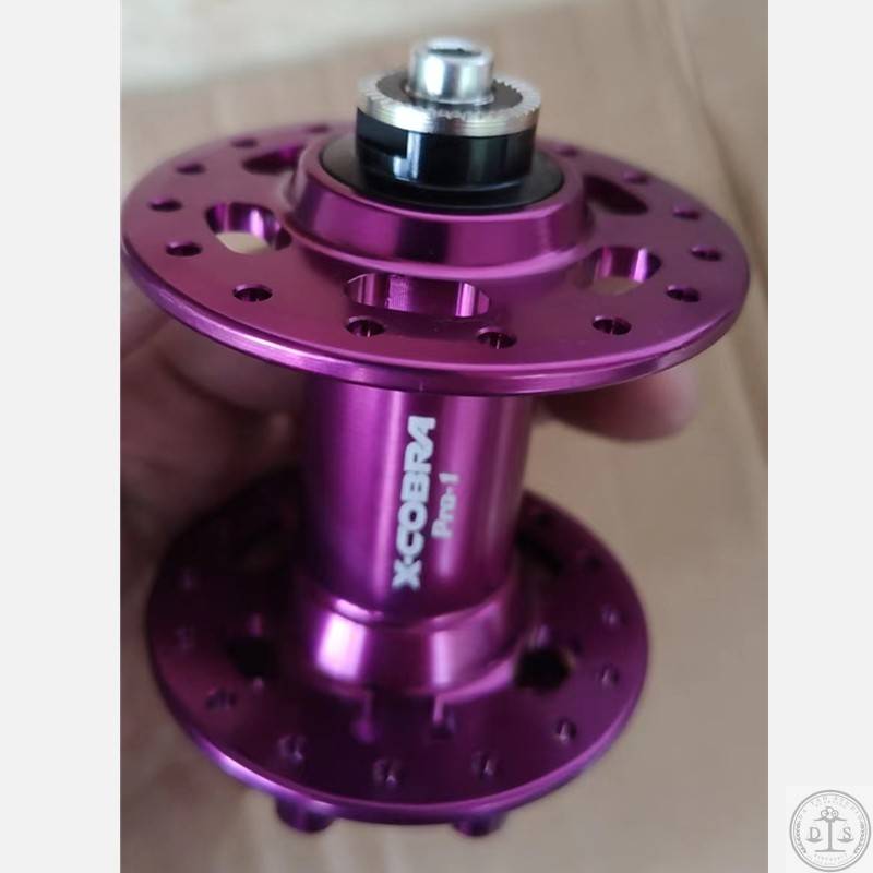 Cobra X90/180 Lingyou Street Flower Gushan Cars off -road fast disassembly barrel shaft wheel group boost flower drum steel tower base