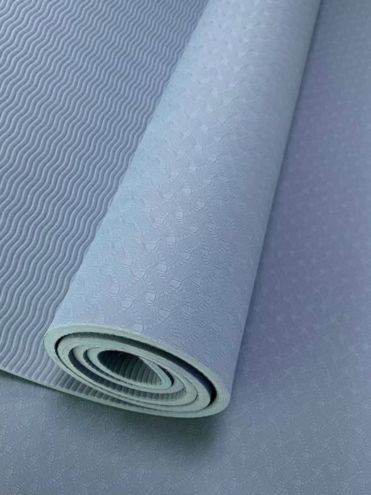 Micro defect TPE yoga pad thickened and widened fitness home jumping cushion environmental protection and tasteless can customize logo
