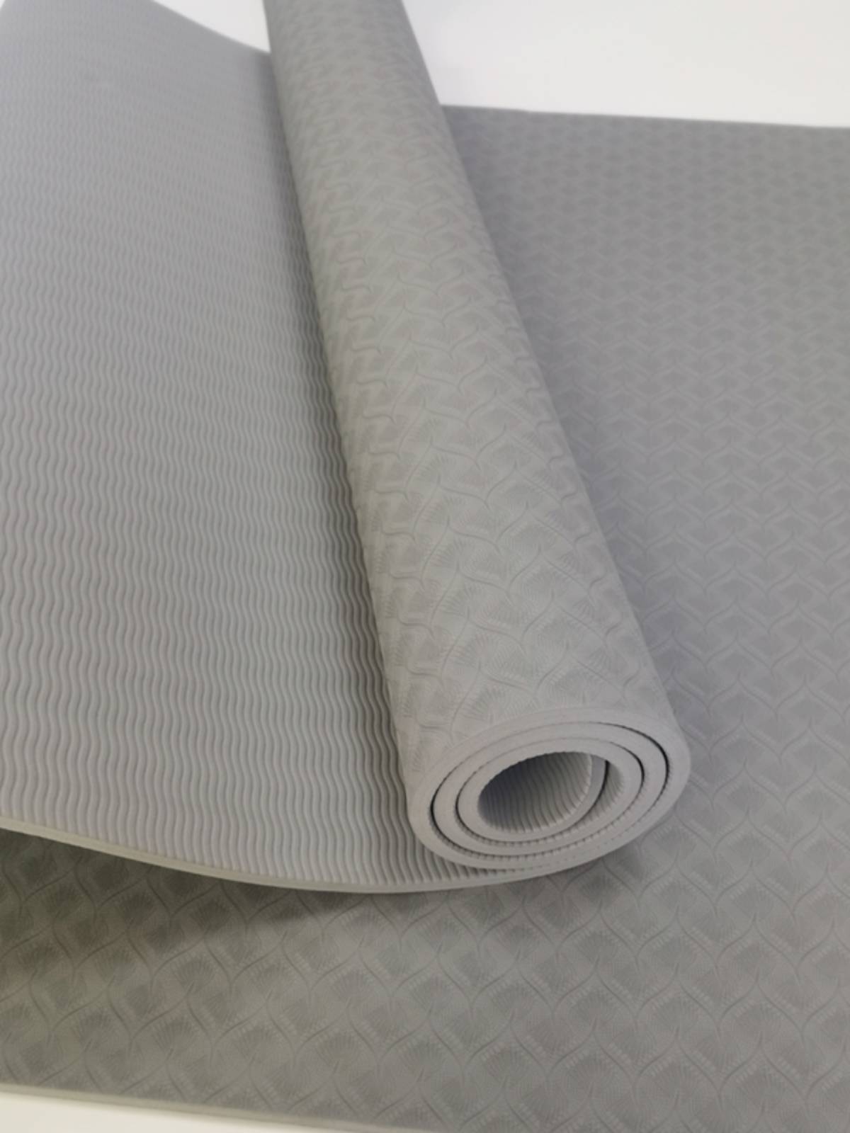 Micro defect TPE yoga pad thickened and widened fitness home jumping cushion environmental protection and tasteless can customize logo