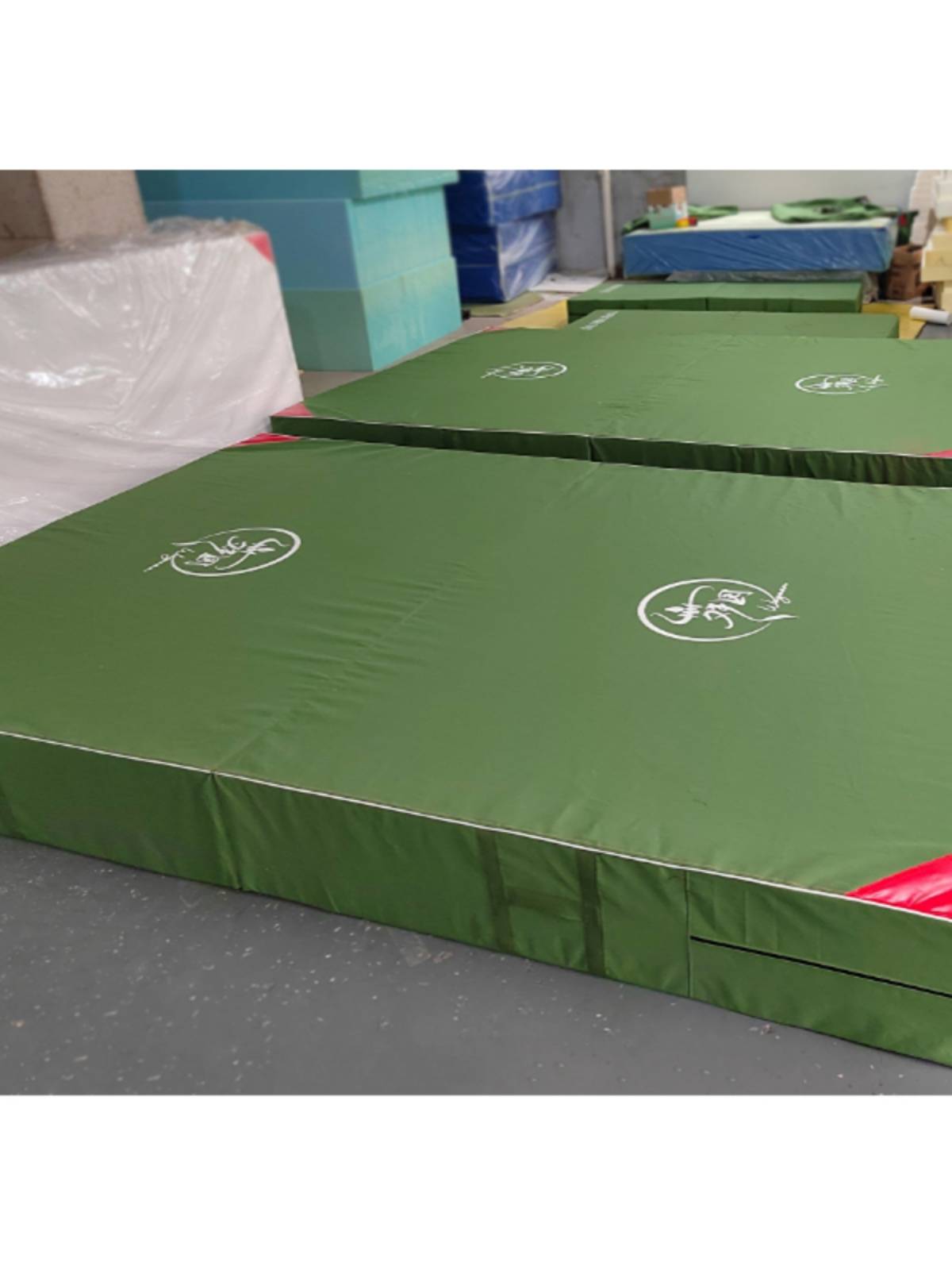 Sitting up, sitting gymnastics cushion empty folding high folding high dance climbing protection martial arts taekwondo sponge pad