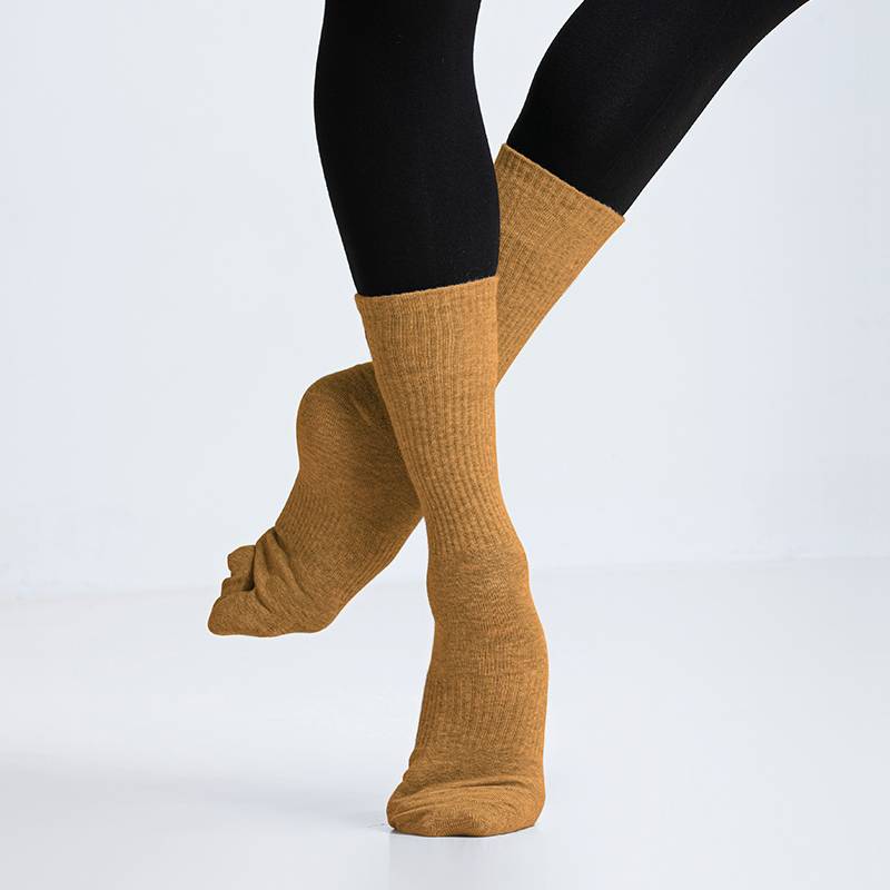 Ginger yellow